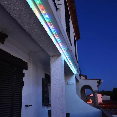 Casa Confortable Con Barbacoa Y Gran Terraza En L'escala, Cerca De La Playa - Hisp-7-7 Villa Torroella de Montgrí