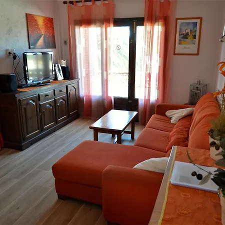 Casa Confortable Con Barbacoa Y Gran Terraza En L'escala, Cerca De La Playa - Hisp-7-7 Torroella de Montgrí